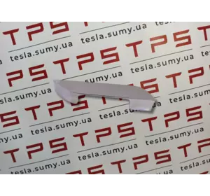Ручка дверей (пластик) хром ліва б/в Tesla Model S, 1036480-В