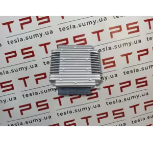 Підсилювач аудіо PREMIUM з кронштейном б/в Tesla Model S Restyling, 1004833-10-A