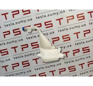 Бачок склоочисника б/в Tesla Model S Restyling, 1005400-00-D;