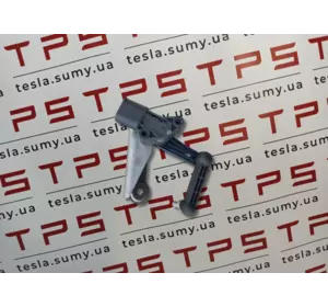 Датчик рівня пневмопідвіски передній лівий Tesla Model S, 1027941-00-A
