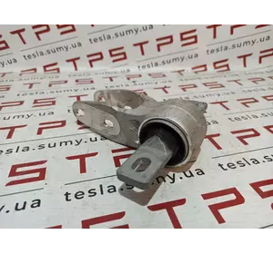 Кронштейн підвіски двигуна переднього (подушка) б/в Tesla Model S Restyling, 1055366-00-G