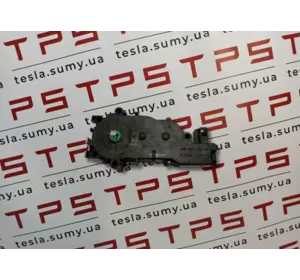 Привід замку кришки багажника б/в Tesla Model S Restyling, 6NW009424-79 1003549-00-A