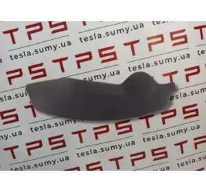 Панель торпеди (чорна штучна шкіра) б/в Tesla Model S, 1060698-10-А (1060697-10-А) 1117101-10-А
