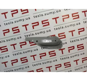 Підсилювач склянки амортизатора задняя правая оригінал Tesla Model S, 1007767-S0-D