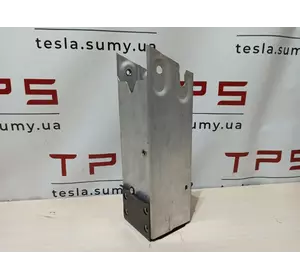 Лонжерон передня частина правий оригінал б/в Tesla Model 3, 1088149-00-F