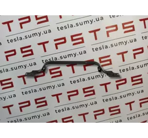 Підсилювач (телевізора) панелі радіатора верхній аналог Tesla Model S, 1046338-00-C (104633800C)