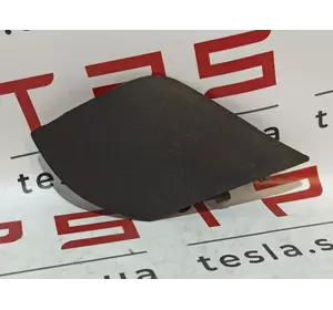 Заглушка буксирувального гака Tesla Model X, 1057056-00-D (105705600D)