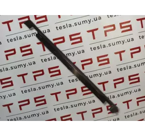 Накладка порога ліва оригінал б/в Tesla Model S Restyling, 6005874-00-J;G