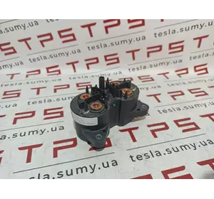 Контактори високовольтної батареї Tesla Model 3, 1470426-00-А(10951045-00-G)