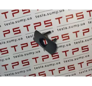 Кронштейн парктроніка S6 Tesla Model 3, 1088441-00-A