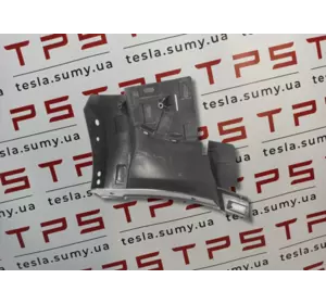 Повітряник переднього бампера правий б/в Tesla Model 3, 1084177-00-D