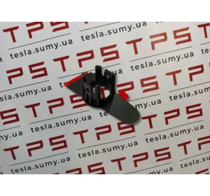 Кронштейн парктроніка S2 новий Tesla Model S, 1048517-00-B