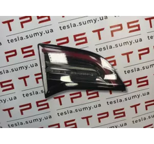 Ліхтар кришки багажника лівий Rest оригінал б/в Tesla Model 3, 1502089-00-В