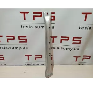Підсилювач стійок амортизатора правий RWD оригінал б/в Tesla Model S, 1003618-00-C