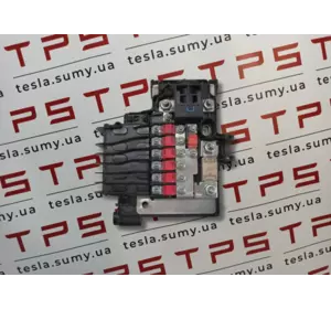 Блок електронних запобіжників Tesla Model S, 1013272-00-E