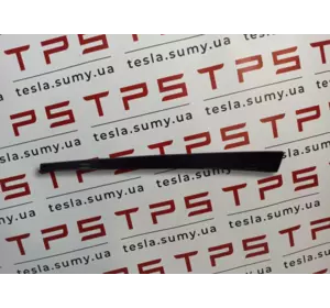 Молдинг даху правий Tesla Model S, 1034955-00-B;C