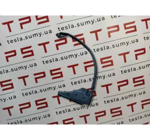 Ущільнювач двері передньої правої Tesla Model S Restyling, 1005421-00-D