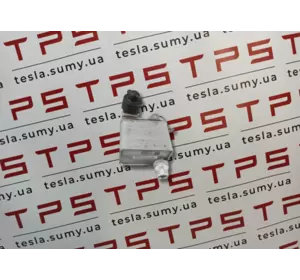 Радіатор охолодження розширювального бачка Tesla Model 3, 1088248-00-D