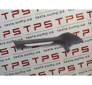 Накладка дверей передньої правої (під накладку порога) Tesla Model S Restyling, 1030394-00-D
