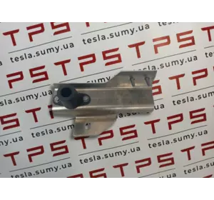 Напрямна підсилювача переднього бампера правого Tesla Model X, 1061425-00-B (106142500B)
