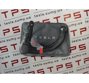 Крюк буксирувального фаркопа в сумці (причіпний пристрій) оригінал новий Tesla Model 3, 1492826-00-A