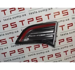 Ліхтар кришки багажника правий USA Tesla Model 3, 1077402-00-G