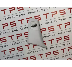 Обшивка (накладка) стійки В ліва Tesla Model 3, 1086245-01-J