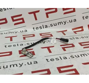 Ліхтар підсвічування механізму зовнішньої ручки лівий б/в Tesla Model S, 1008995-00-F